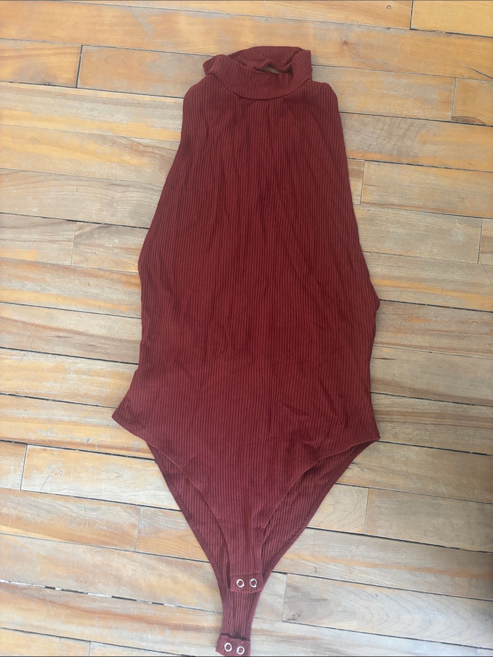 Ribbed Mock Neck Bodysuit in burnt orange